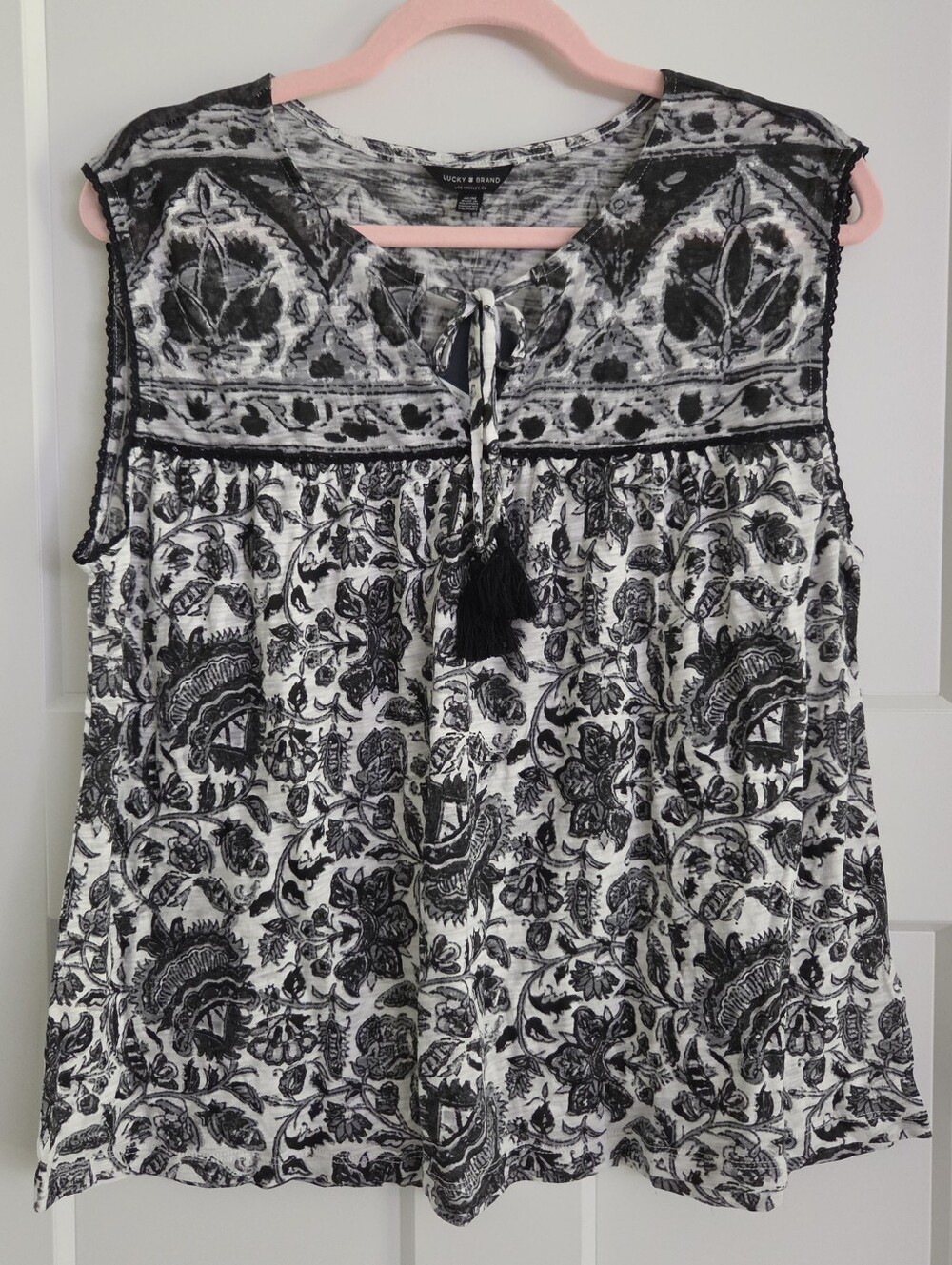 NWT Lucky Brand - Paisley Print Boho Sleeveless Peasant Top (Black/White)